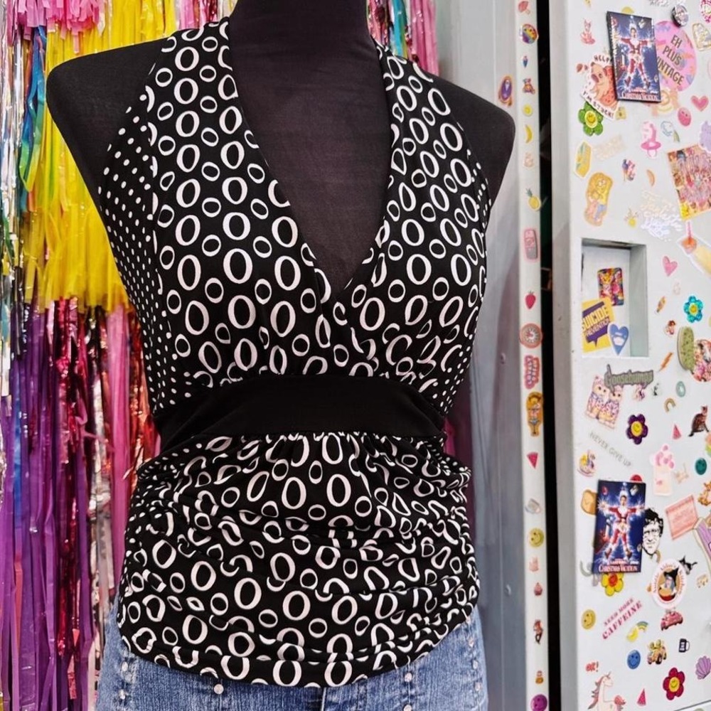 Vintage Y2K 2000s patterned halter tank - Picture 2 of 5